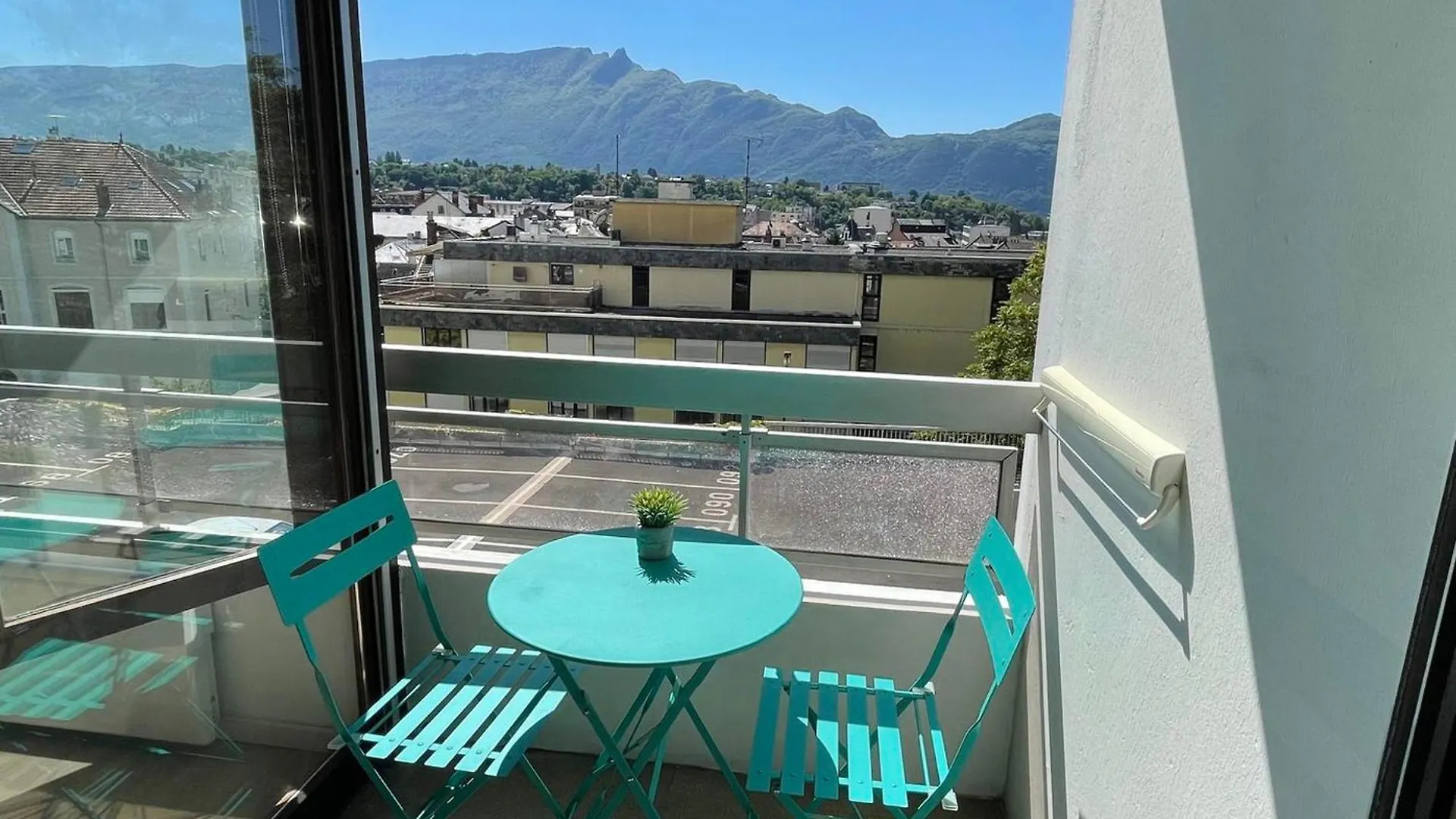 Apartment Studio Moderne Et Cosy, Bien Situe, Vue Montagne, Wifi - Fr-1-555-114 Aix-les-Bains France