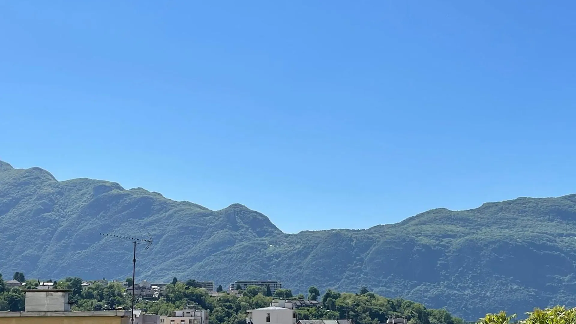 Studio Moderne Et Cosy, Bien Situe, Vue Montagne, Wifi - Fr-1-555-114 Aix-les-Bains Apartmán